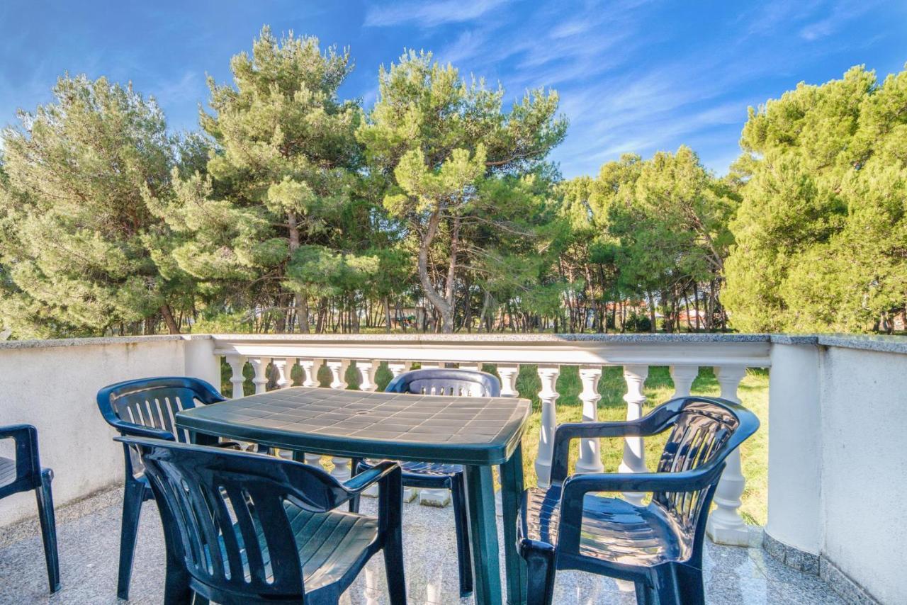 Apartments Ori Пула Екстер'єр фото