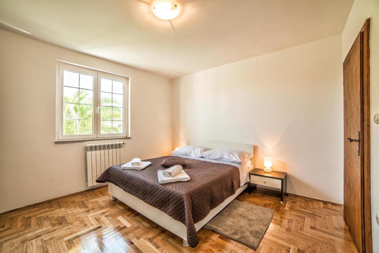 Apartments Ori Пула Екстер'єр фото