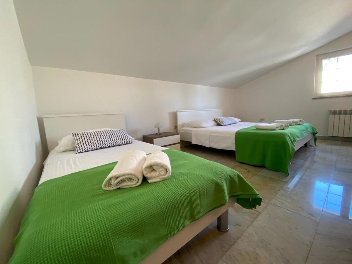 Apartments Ori Пула Екстер'єр фото