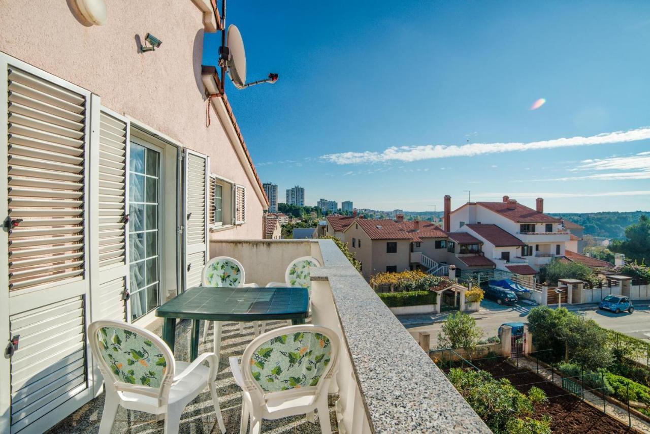 Apartments Ori Пула Екстер'єр фото