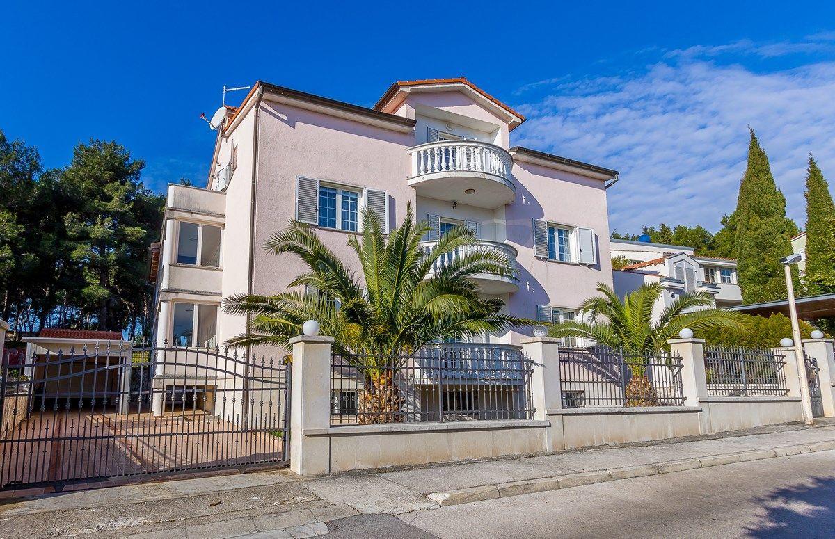 Apartments Ori Пула Екстер'єр фото